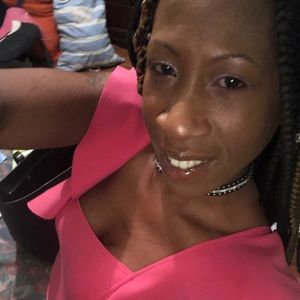 Meet your Posher, Tewanna